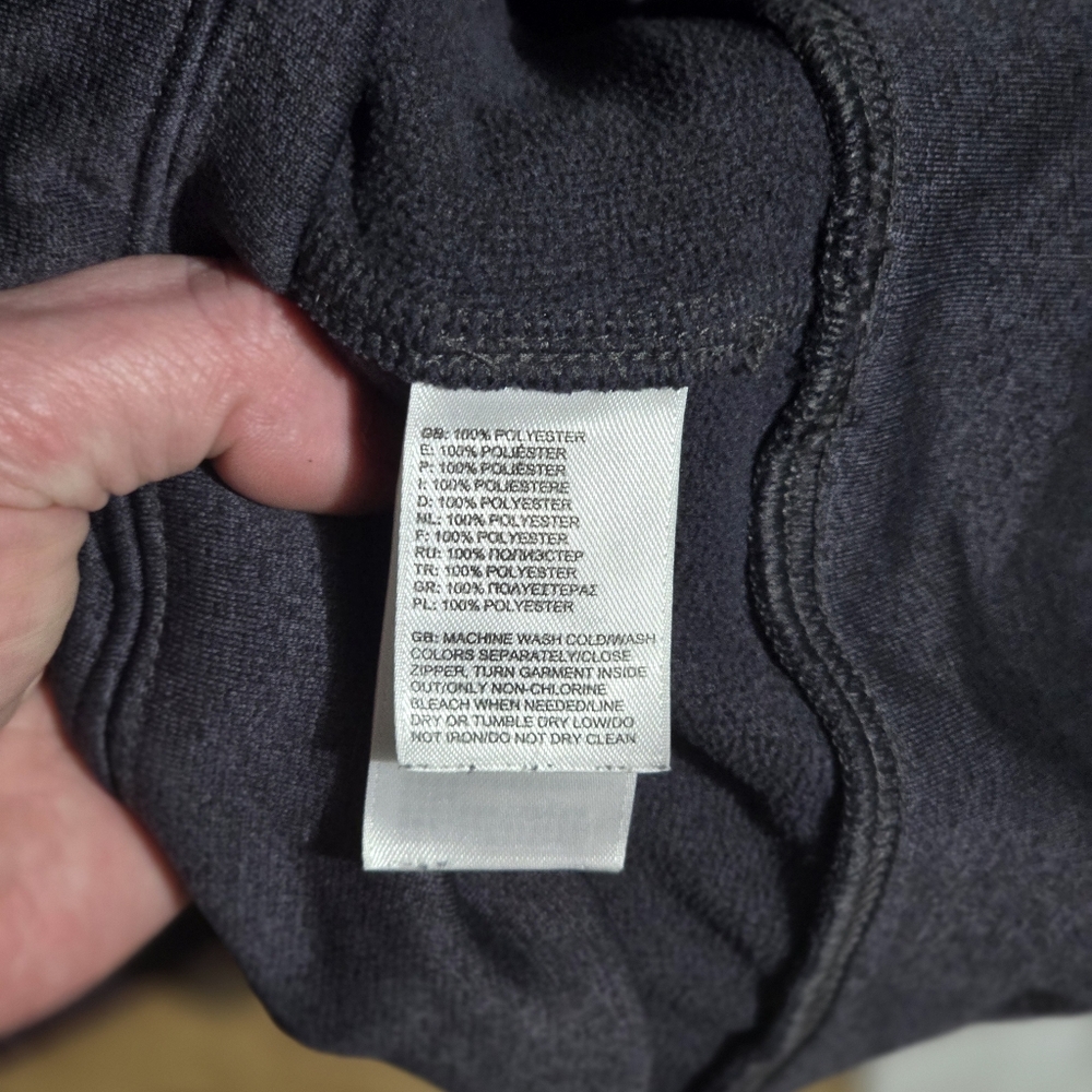 ❌ Sold The North Face Charcoal Hoodie with Vibrant Orange Interior - Picture 9 of 11